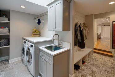 Laundry room with drop-off zone 
