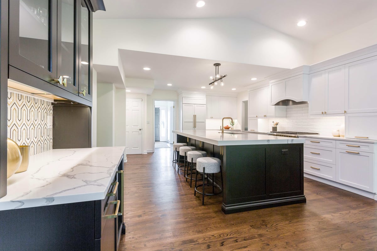 4 Ways to Make Your Kitchen the Best Space for Hosting