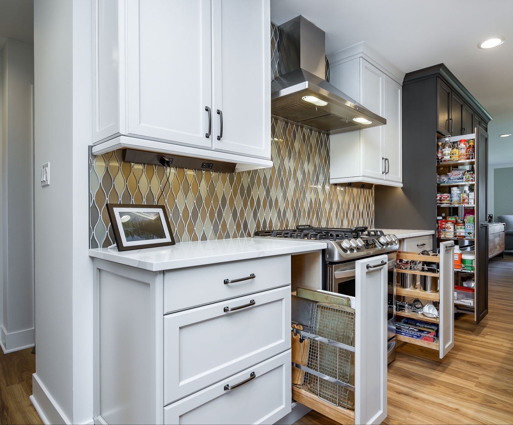 11-web-or-mls-Kitchen 3