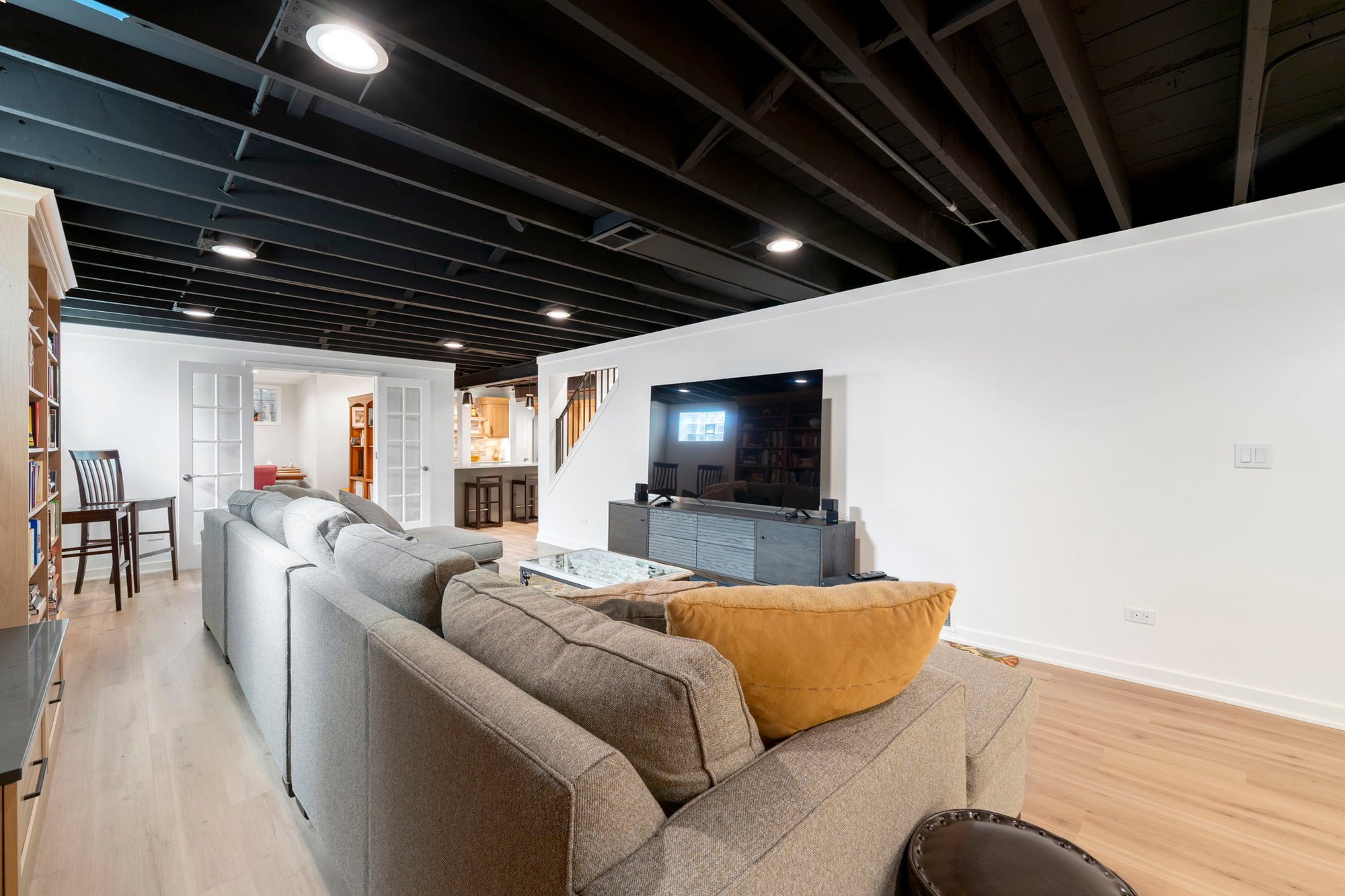 11-web-or-mls-204-s-hi-lusi-ave
