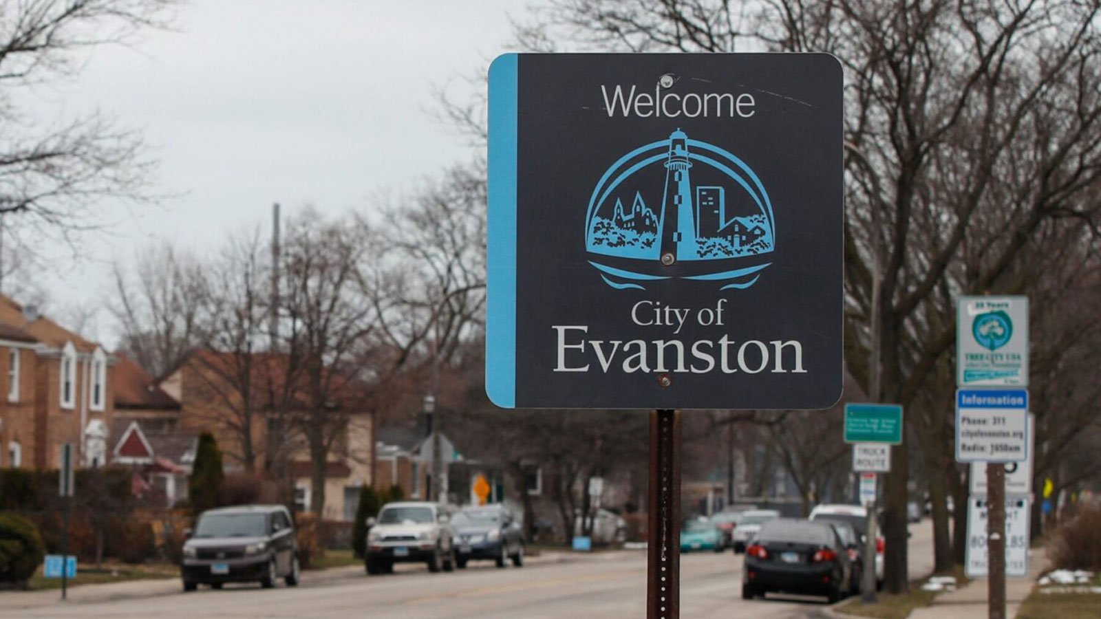 Blue and black welcome to Evanston Sign 