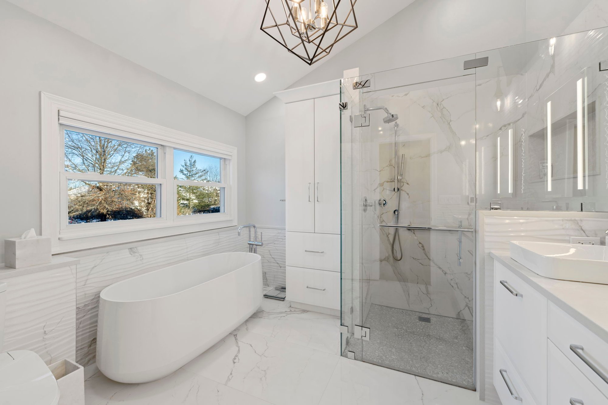 16-web-or-mls-1360-lorraine-pl