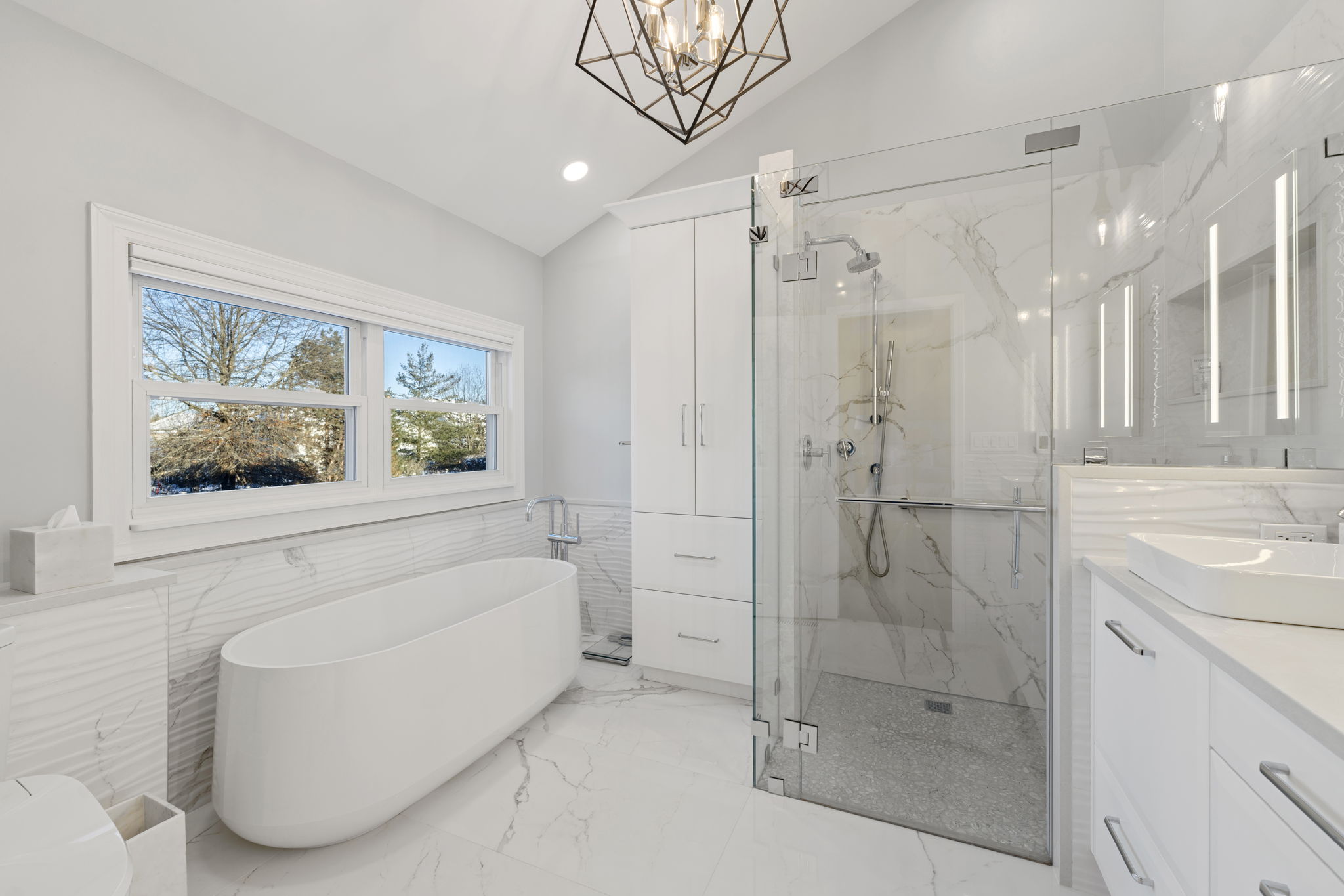 16-web-or-mls-1360-lorraine-pl