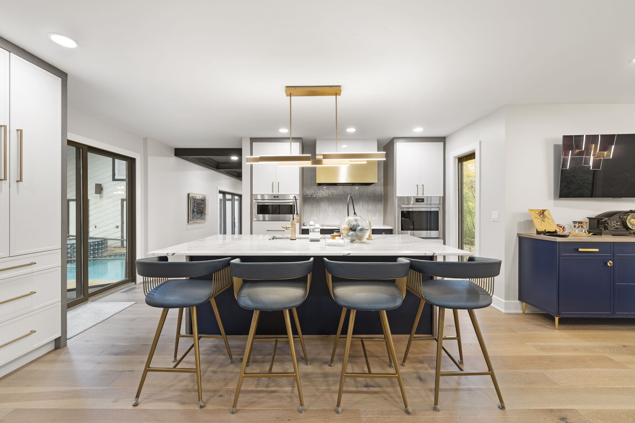 https://5237130.fs1.hubspotusercontent-na1.net/hubfs/5237130/12-web-or-mls-4522-red-oak-ln-2.jpg