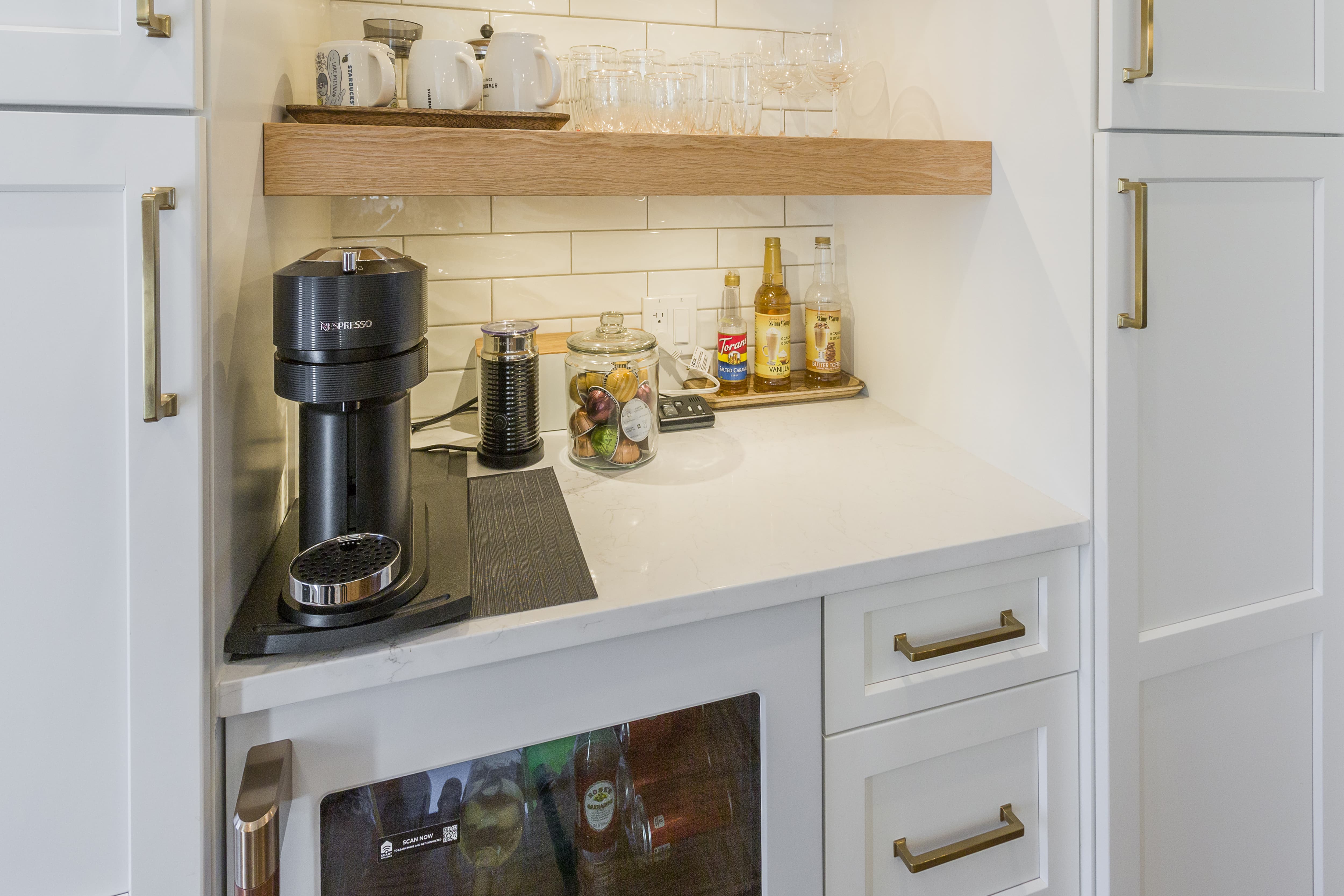 1211 W Thomas_Kitchen_27-min-1