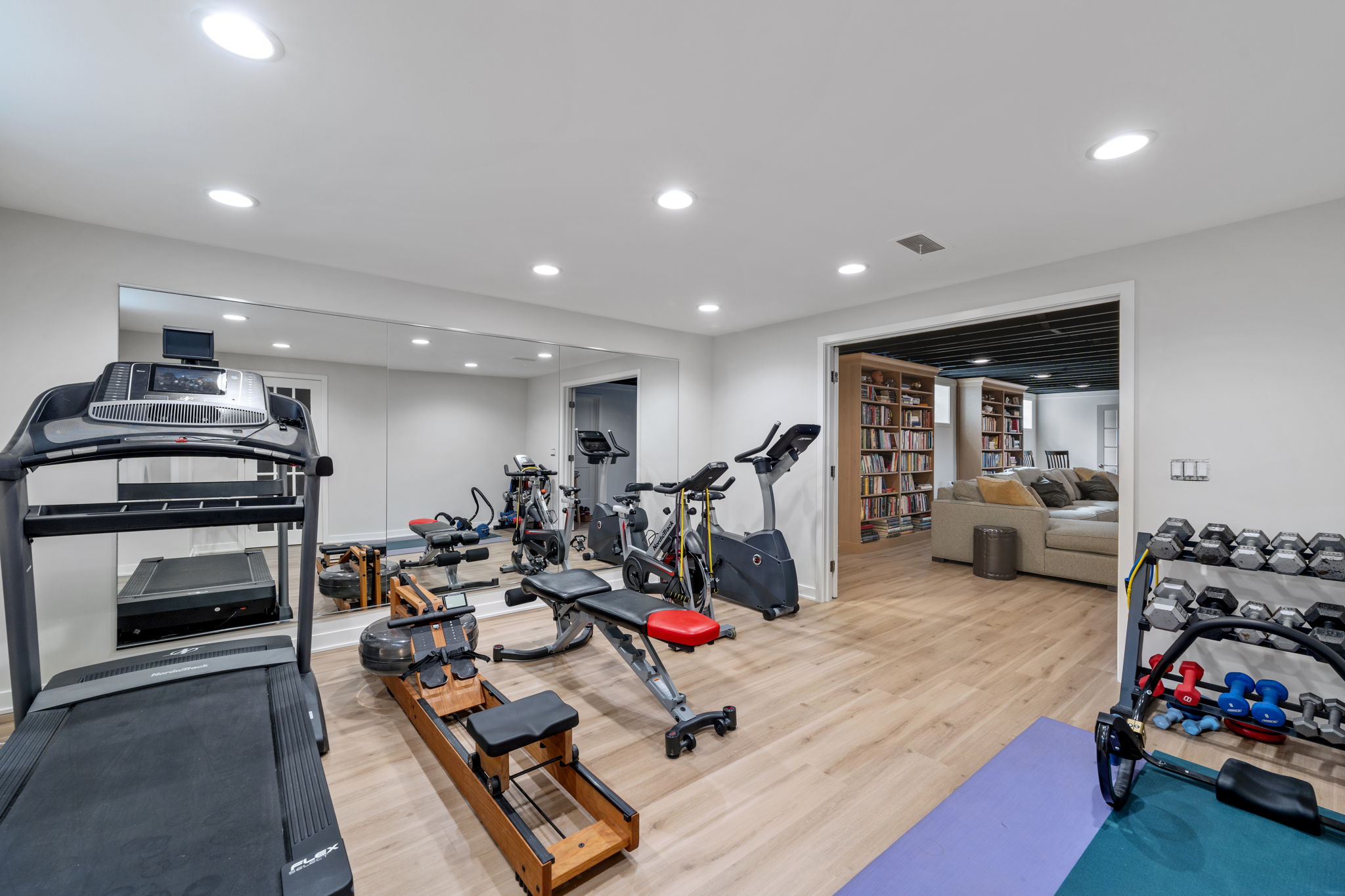 17-web-or-mls-204-s-hi-lusi-ave