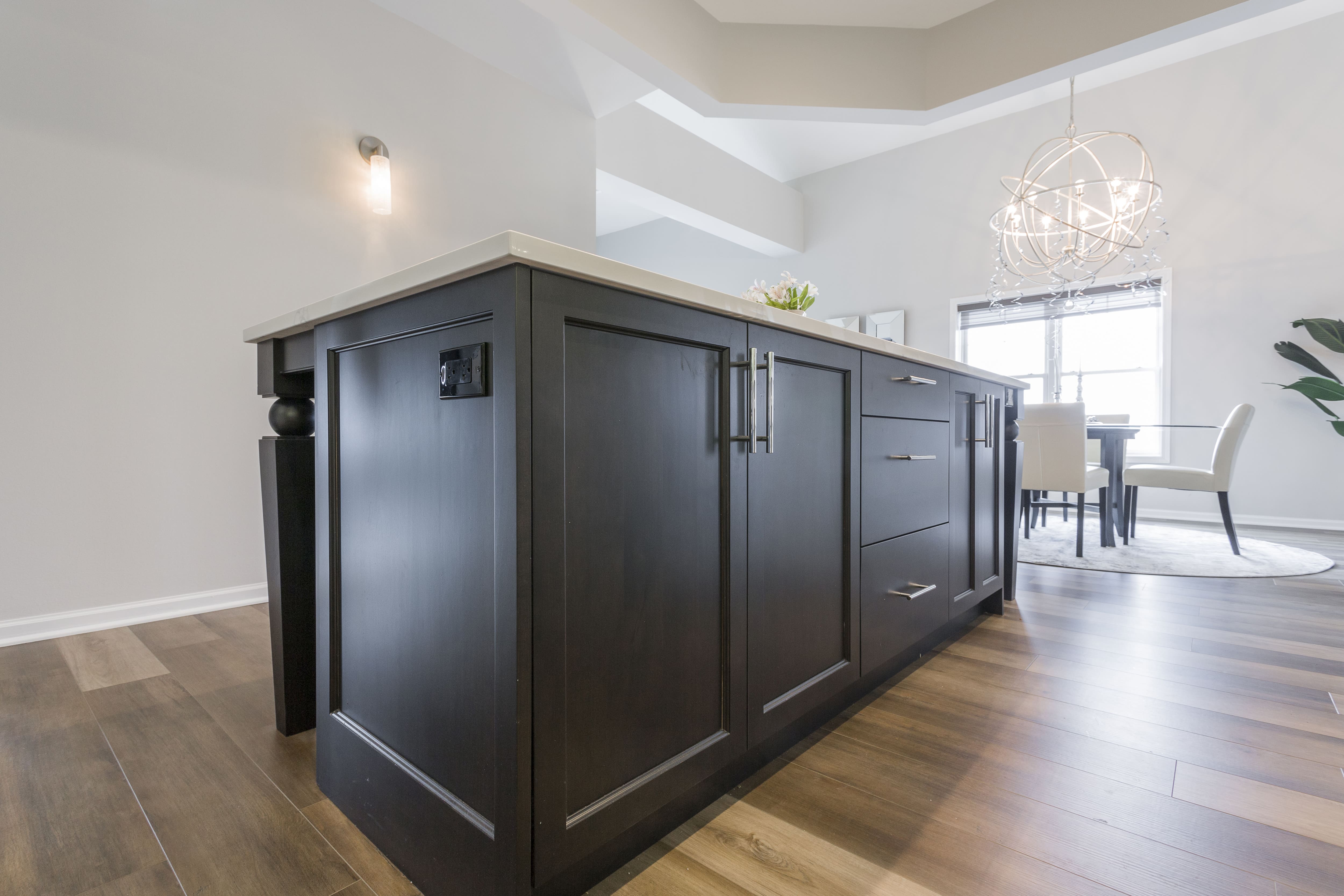 https://5237130.fs1.hubspotusercontent-na1.net/hubfs/5237130/200%20W%20Campbell_Kitchen_21-min.jpg