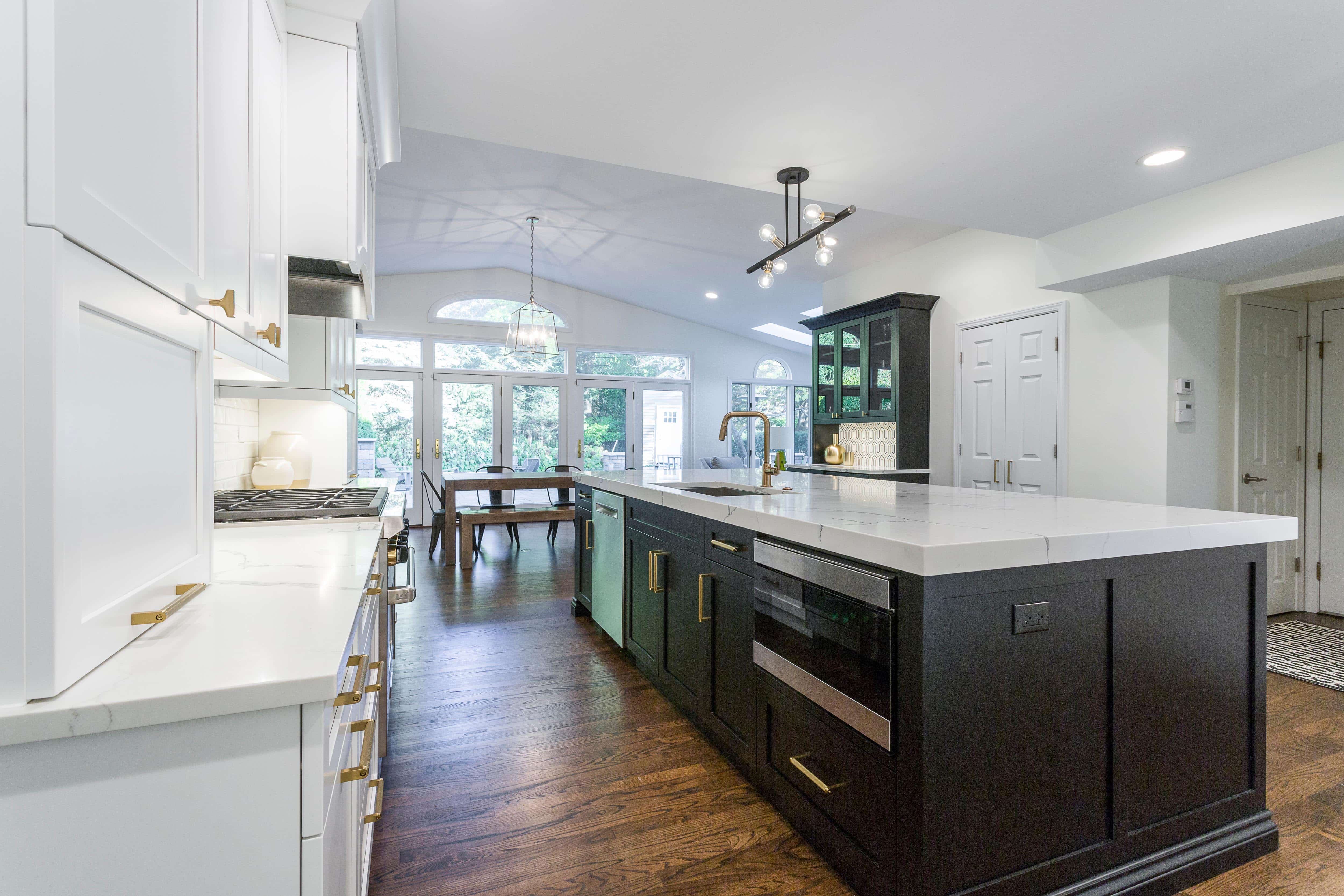205 S Windsor_Kitchen-04-min