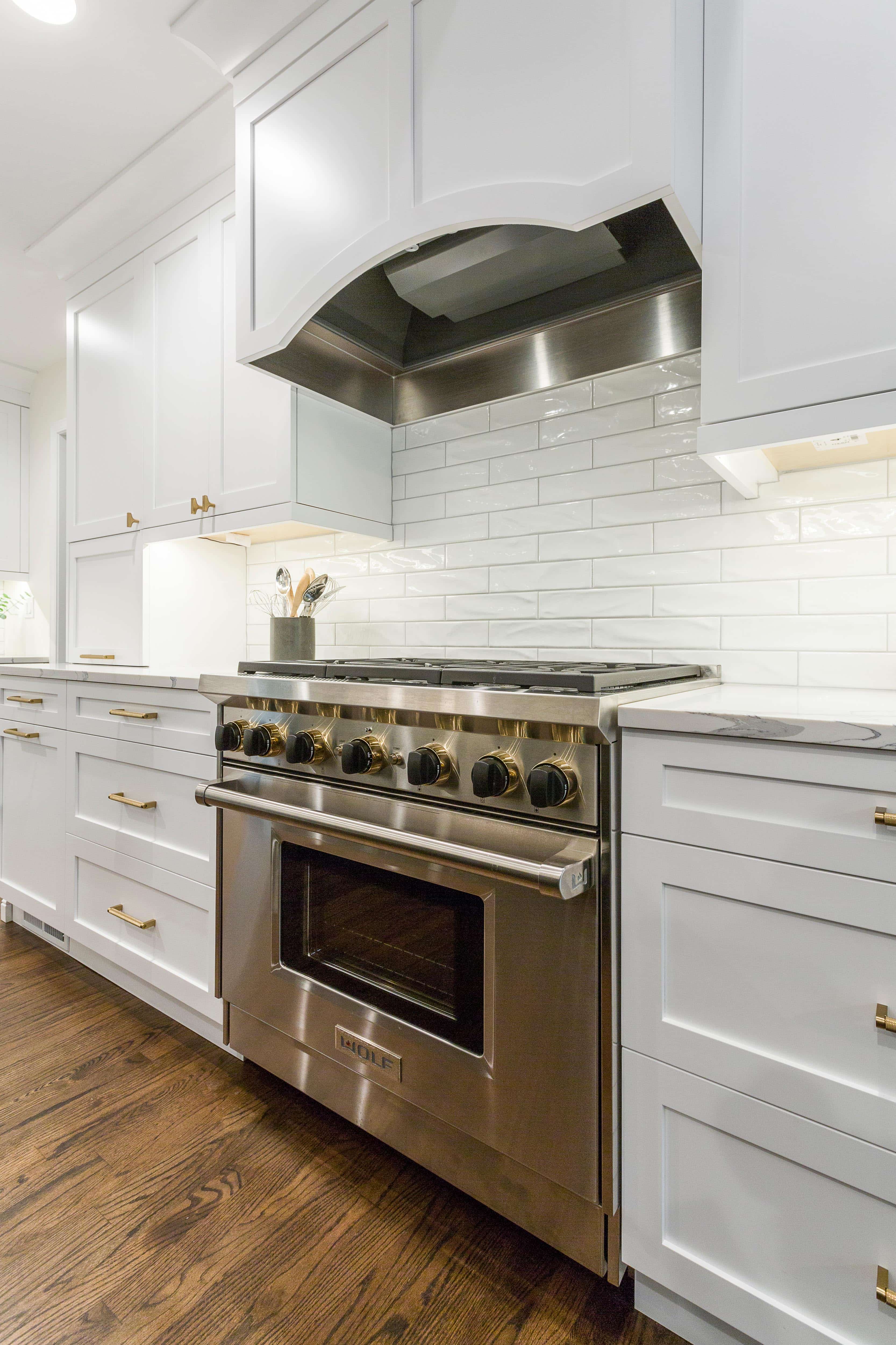 205 S Windsor_Kitchen-29-min