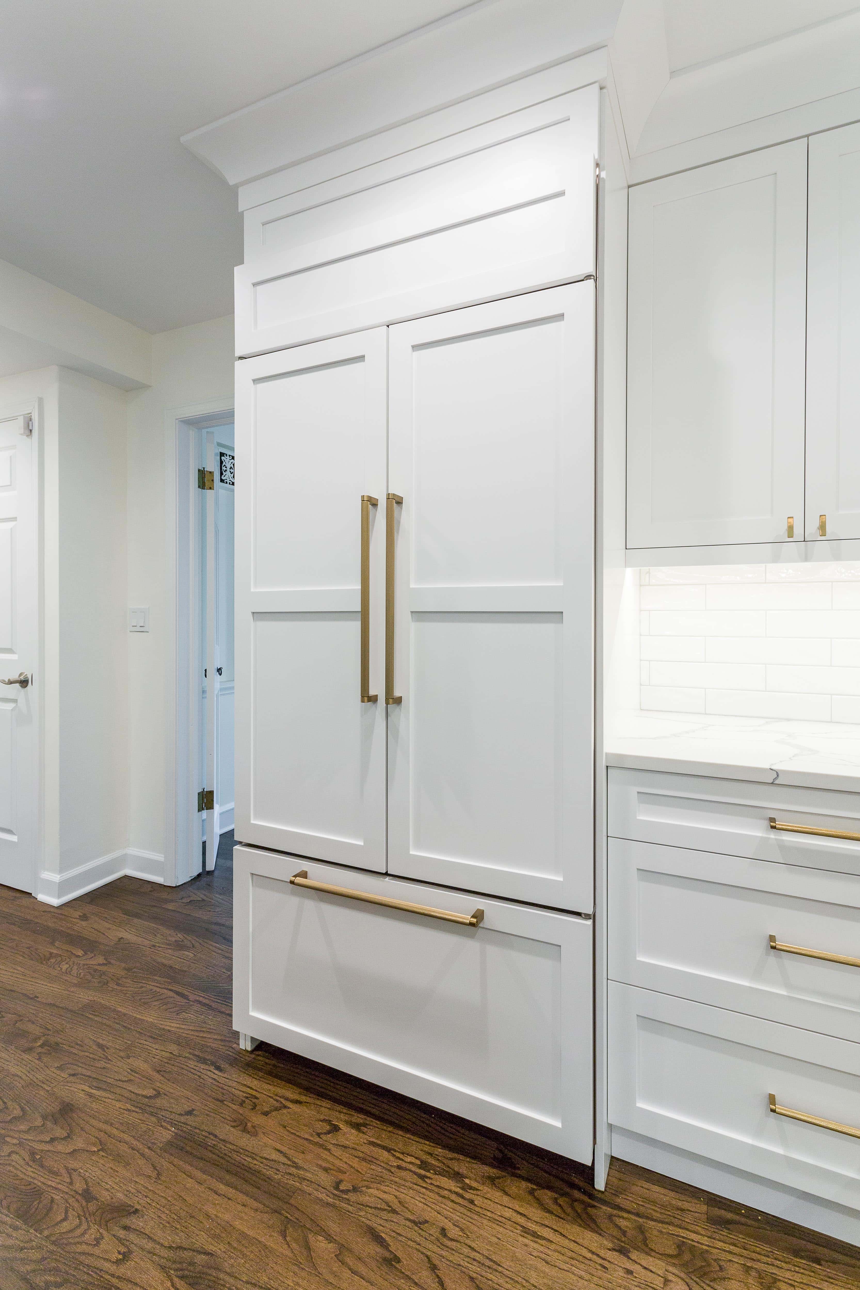 https://5237130.fs1.hubspotusercontent-na1.net/hubfs/5237130/205%20S%20Windsor_Kitchen-30-min.jpg