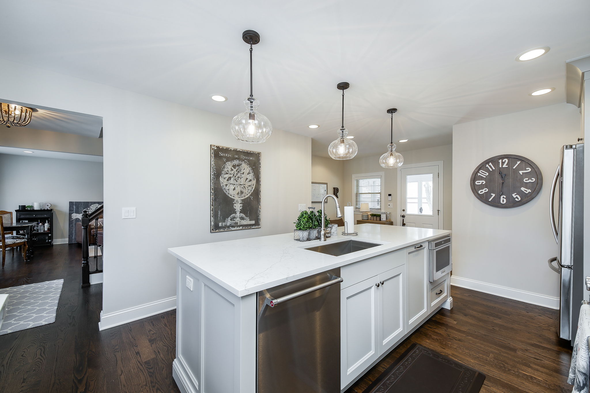 https://5237130.fs1.hubspotusercontent-na1.net/hubfs/5237130/4-web-or-mls-Kitchen%203.jpg