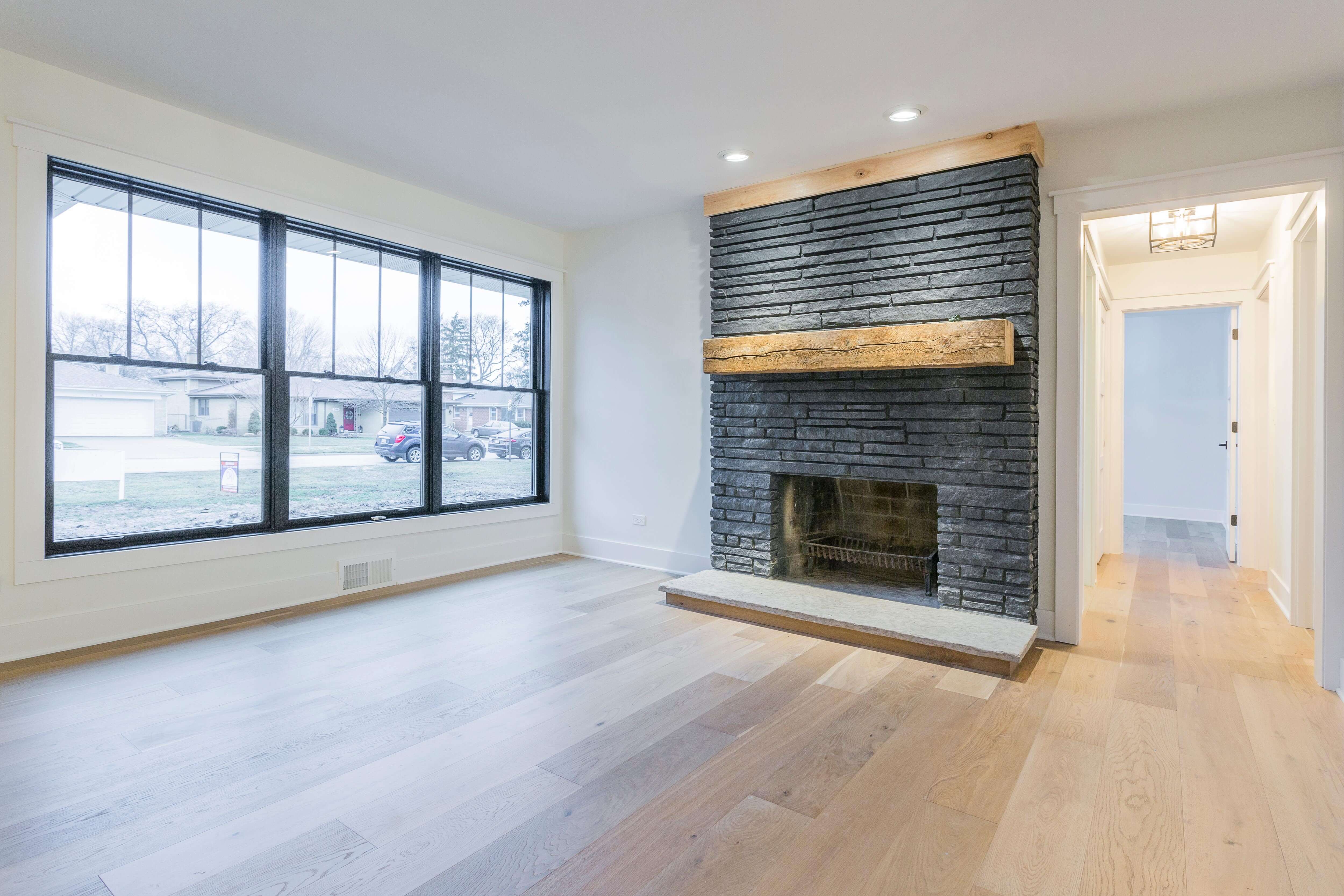 407 N Dale_LivingRoom_29-1