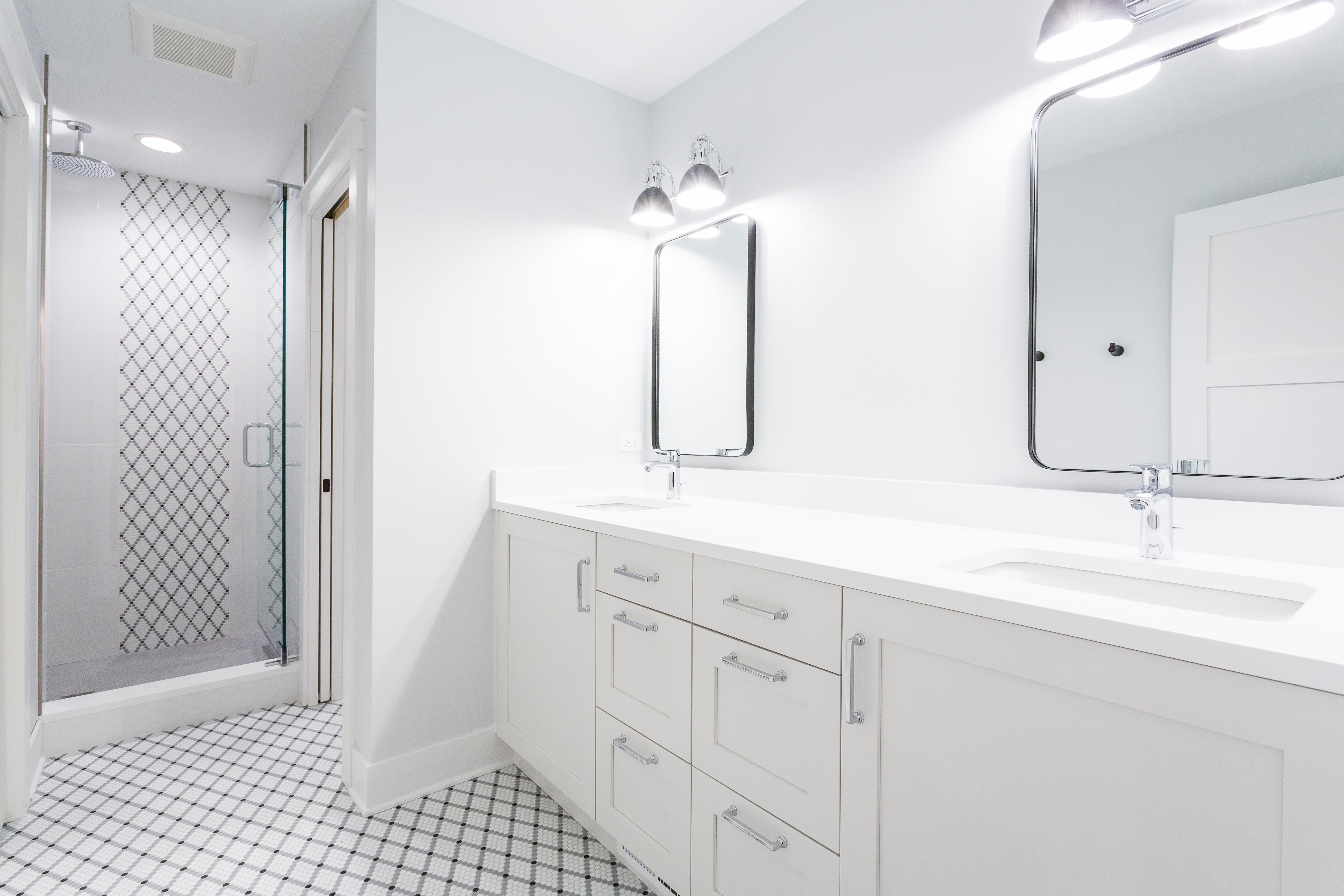 https://5237130.fs1.hubspotusercontent-na1.net/hubfs/5237130/407%20N%20Dale_MasterBedroomLav_51-1.jpg