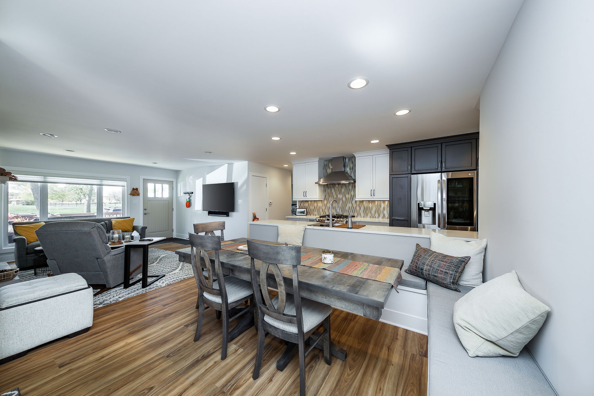 8-web-or-mls-Dining room