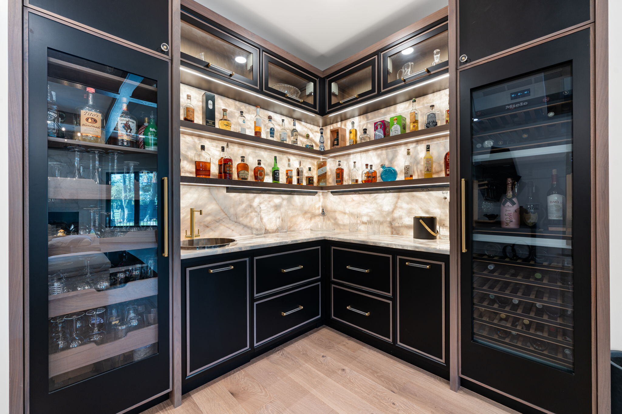 31-web-or-mls-1001-n-forrest-ave