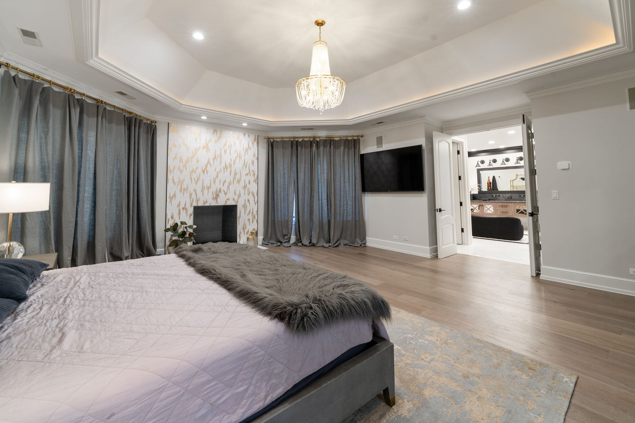 91-web-or-mls-1001-n-forrest-ave