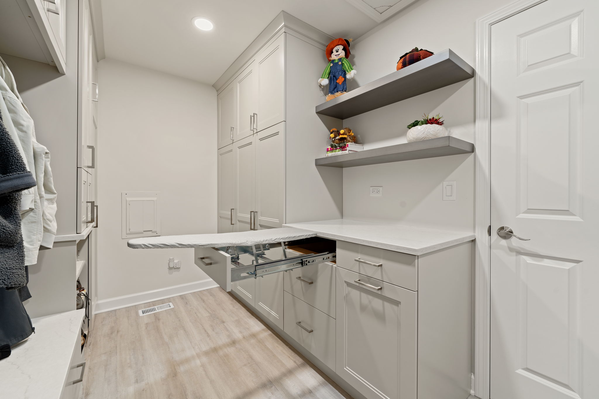 20-web-or-mls-813-lehigh-ln