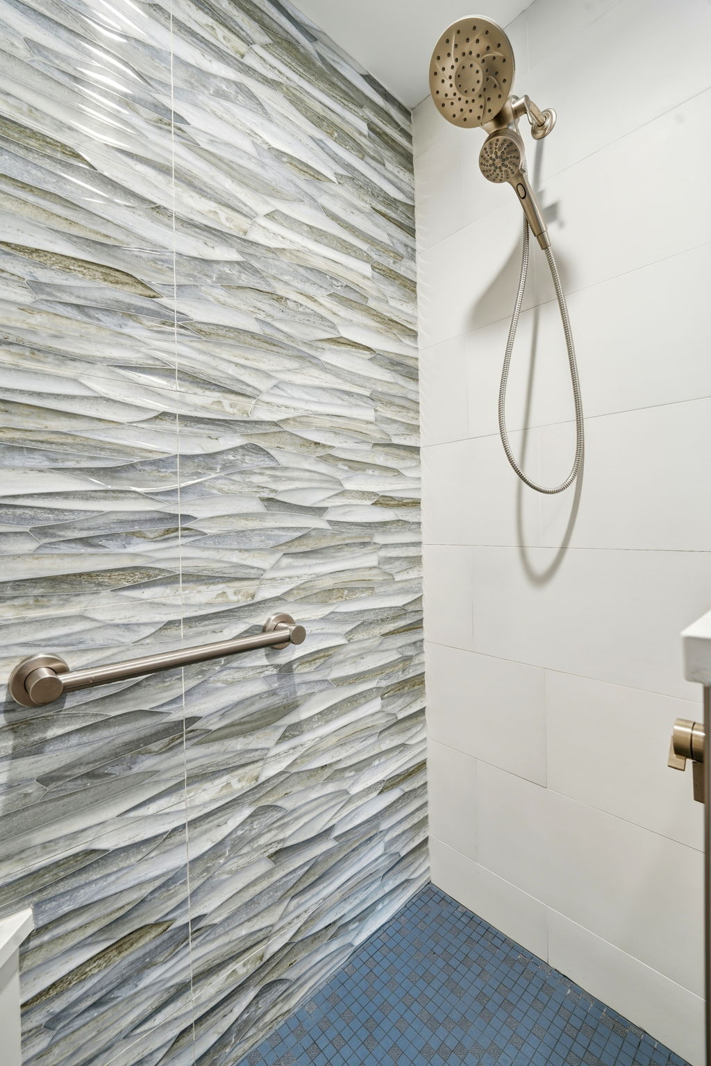 31-web-or-mls-1005-bear-paw-ct