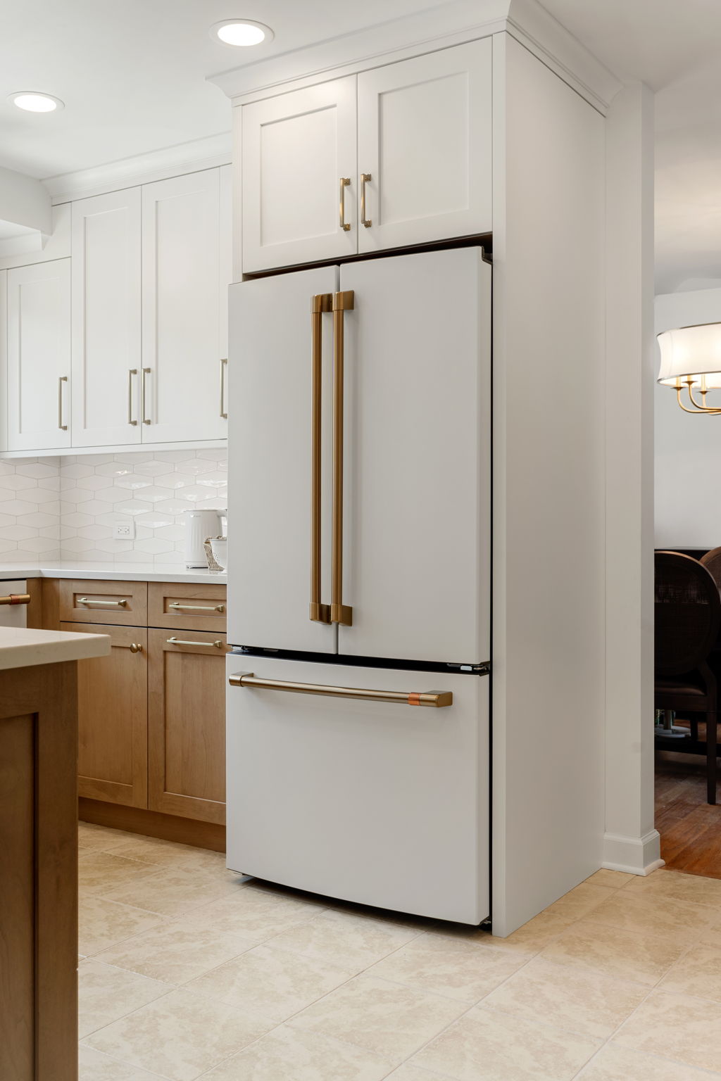 https://5237130.fs1.hubspotusercontent-na1.net/hubfs/5237130/Images/2.1%20Portfolio%20Page%20/Jefferson%20Kitchen/5-web-or-mls-4373-wilson-ave.jpg