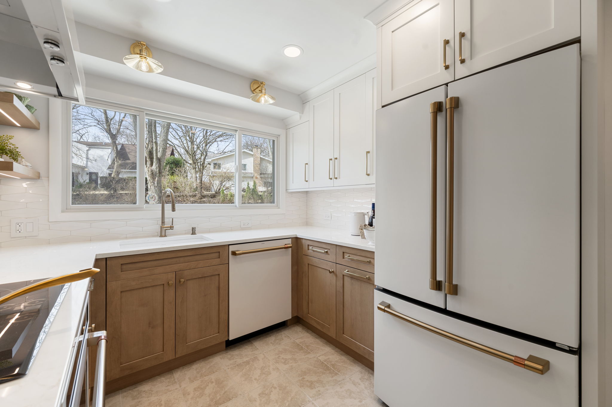 6-web-or-mls-4373-wilson-ave