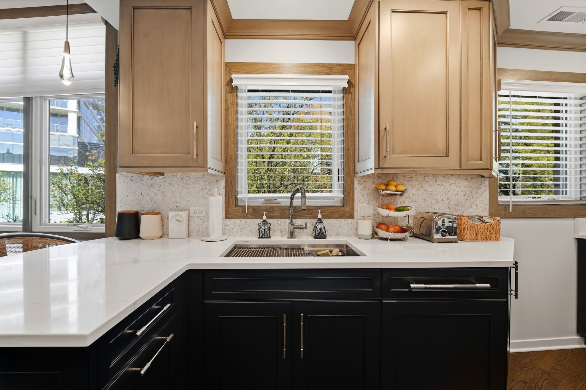 6-web-or-mls-1889-maple-ave-unit-n5