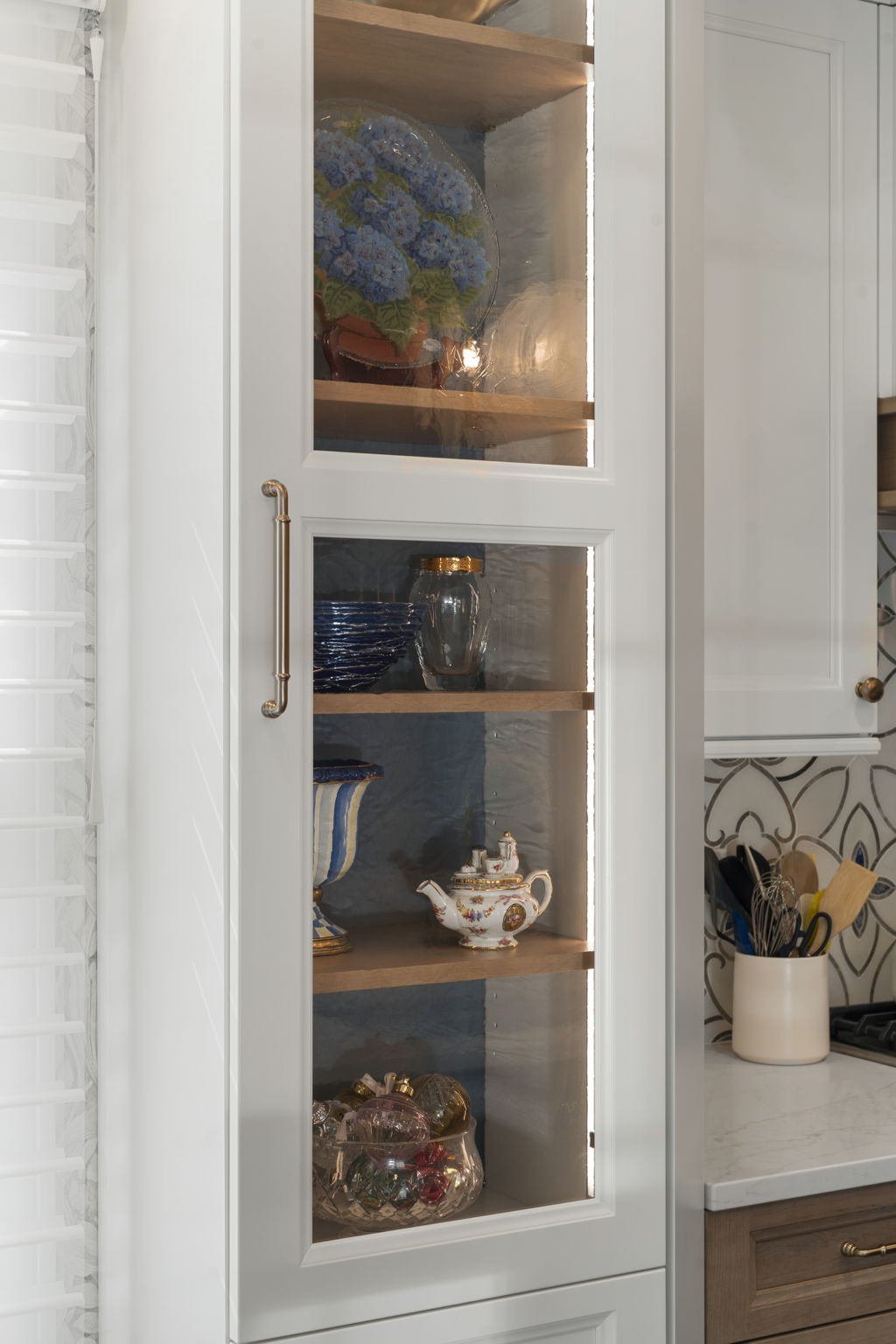 12-web-or-mls-2151-n-coldspring-rd