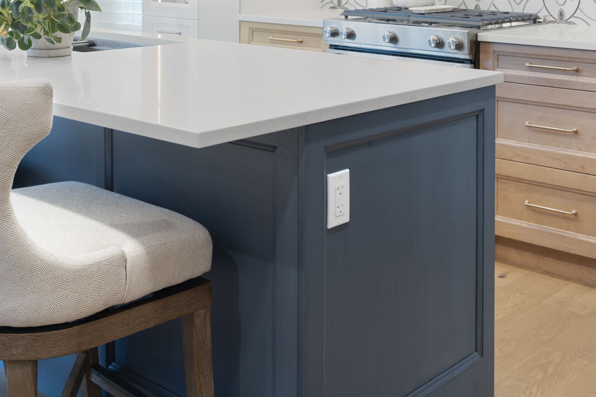 5-web-or-mls-2151-n-coldspring-rd