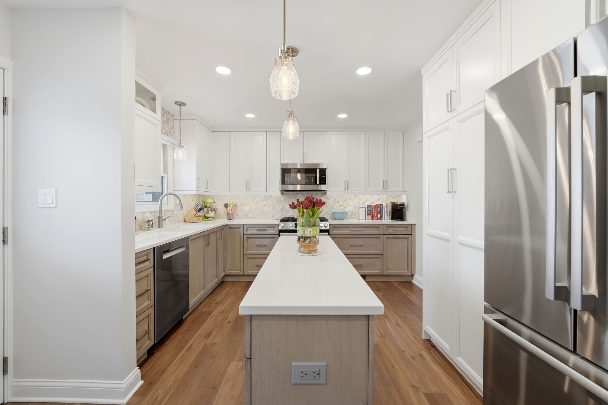 13-web-or-mls-838-n-hickory-ave