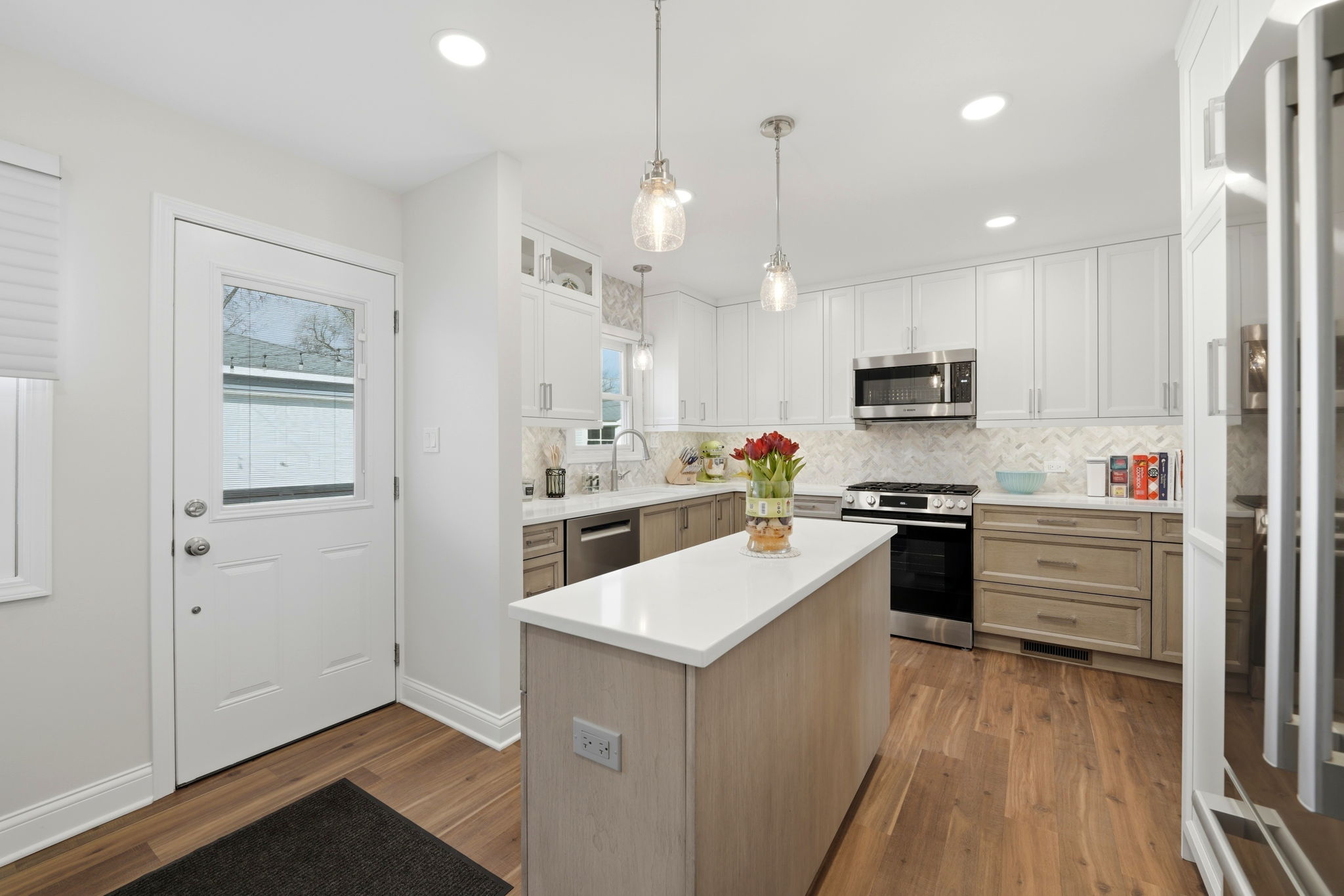 15-web-or-mls-838-n-hickory-ave