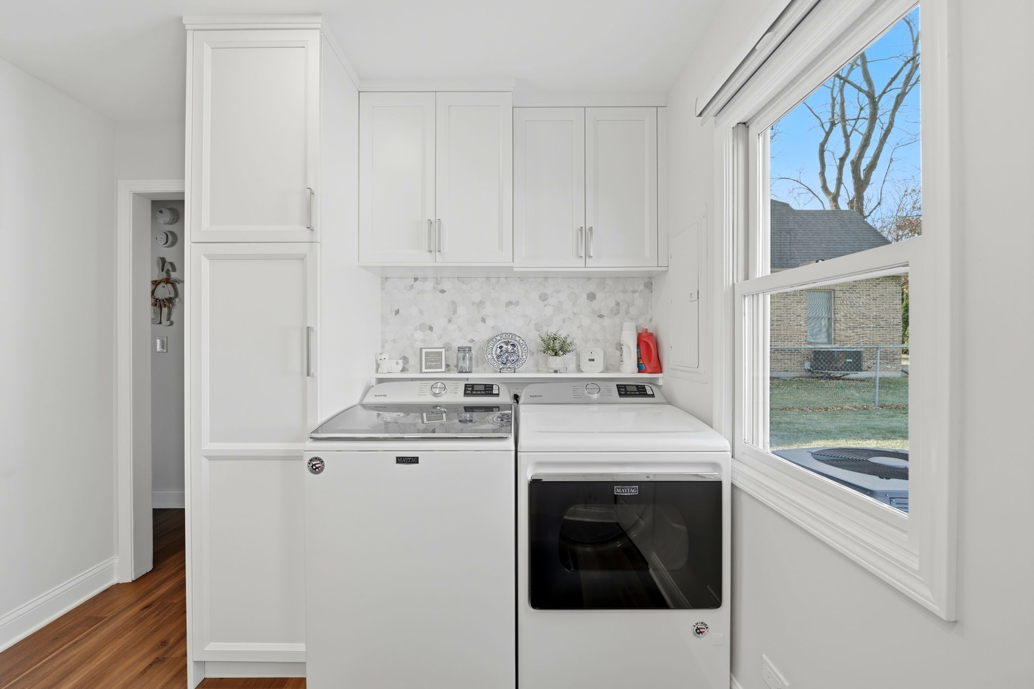 16-web-or-mls-838-n-hickory-ave