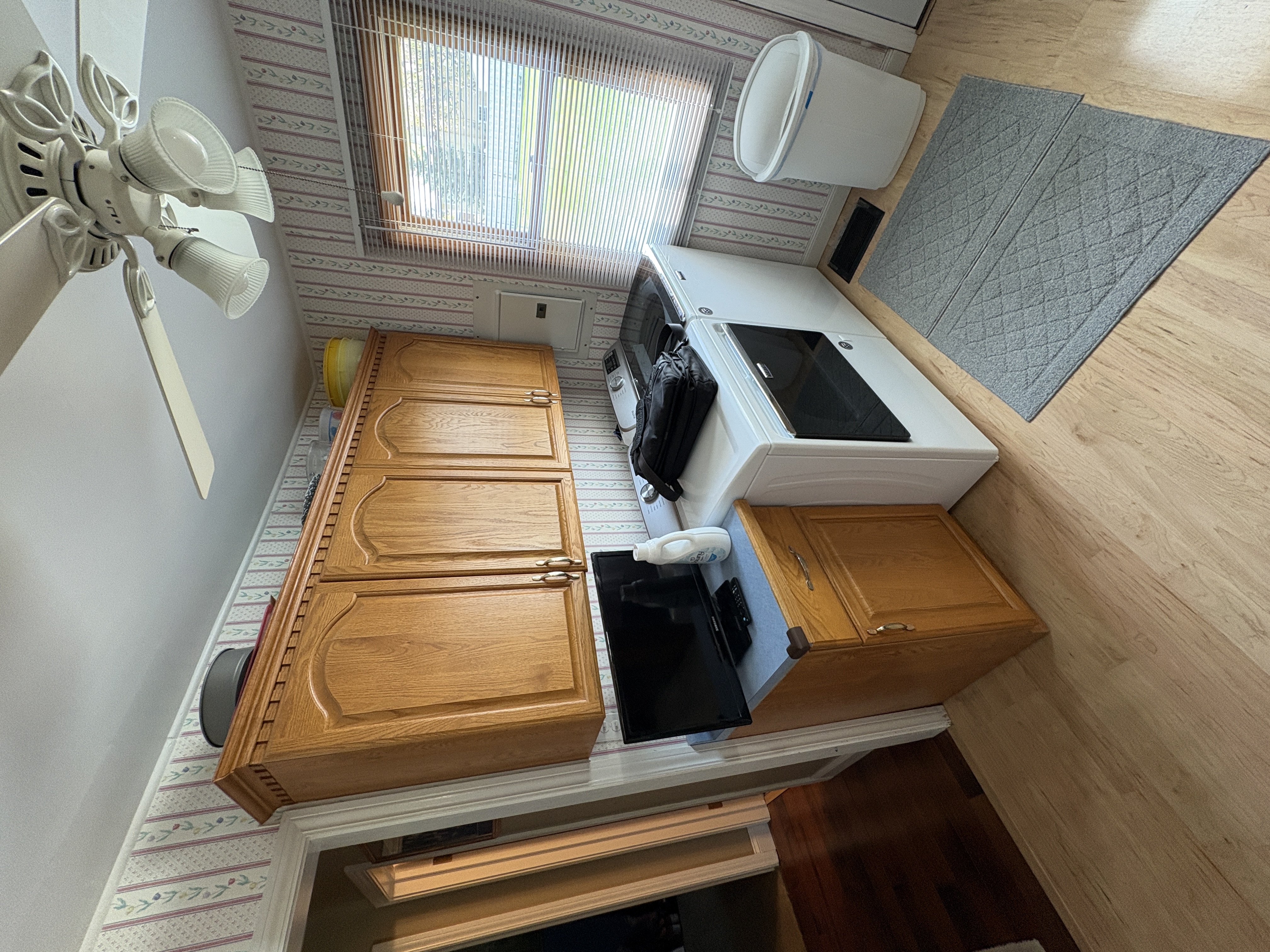 20250428_191150633_iOS