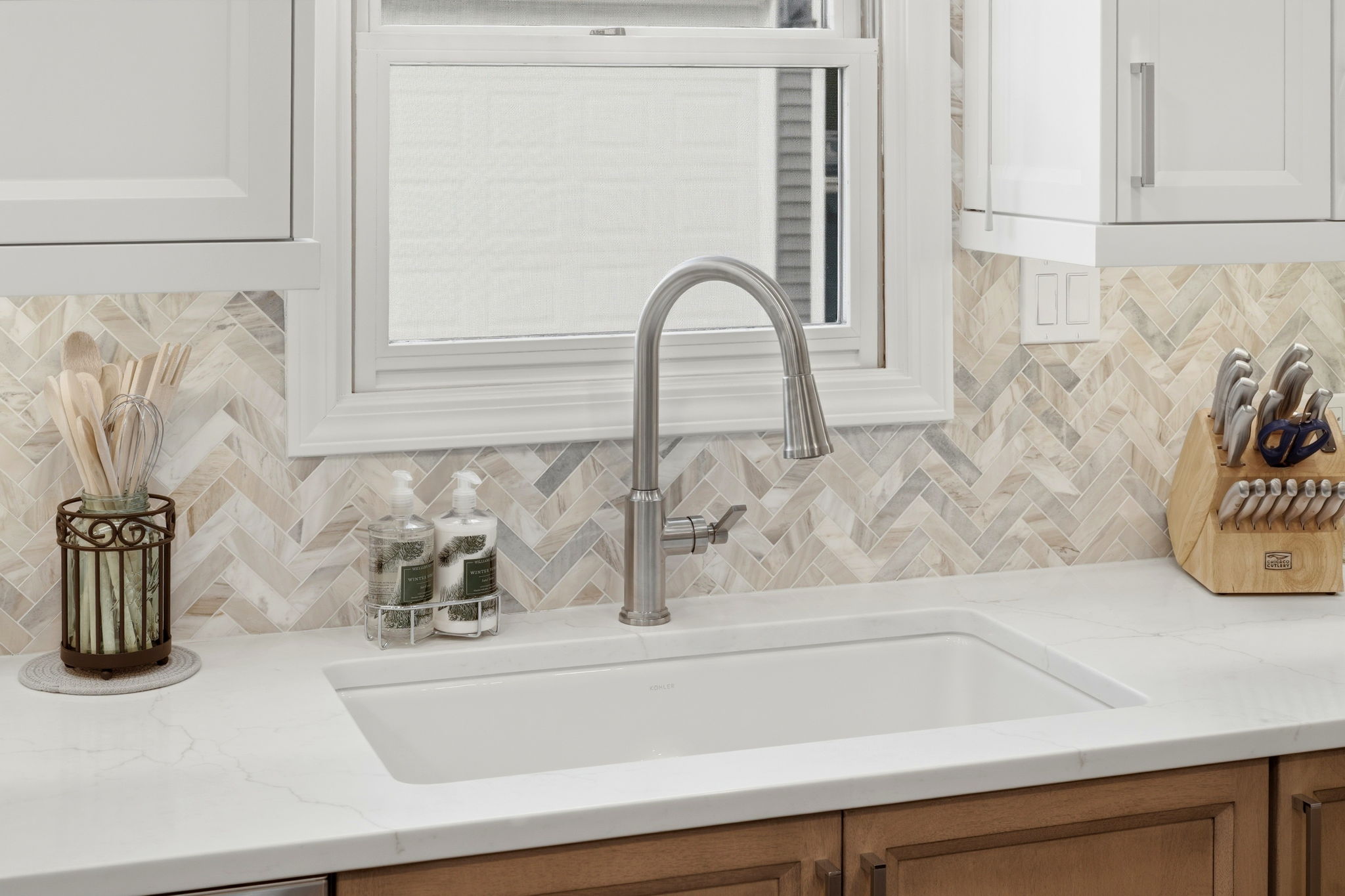 3-web-or-mls-838-n-hickory-ave