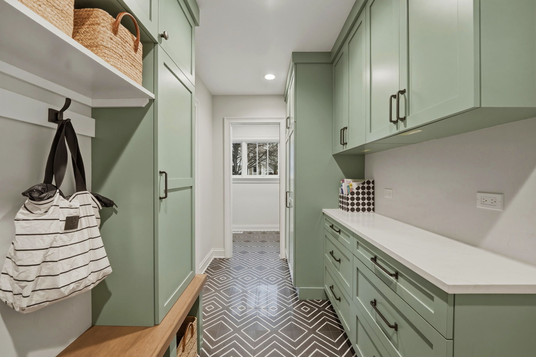 37-web-or-mls-631-n-highland-ave-1