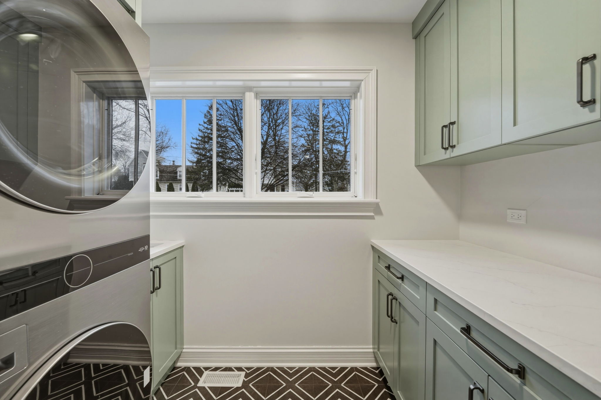 39-web-or-mls-631-n-highland-ave-1