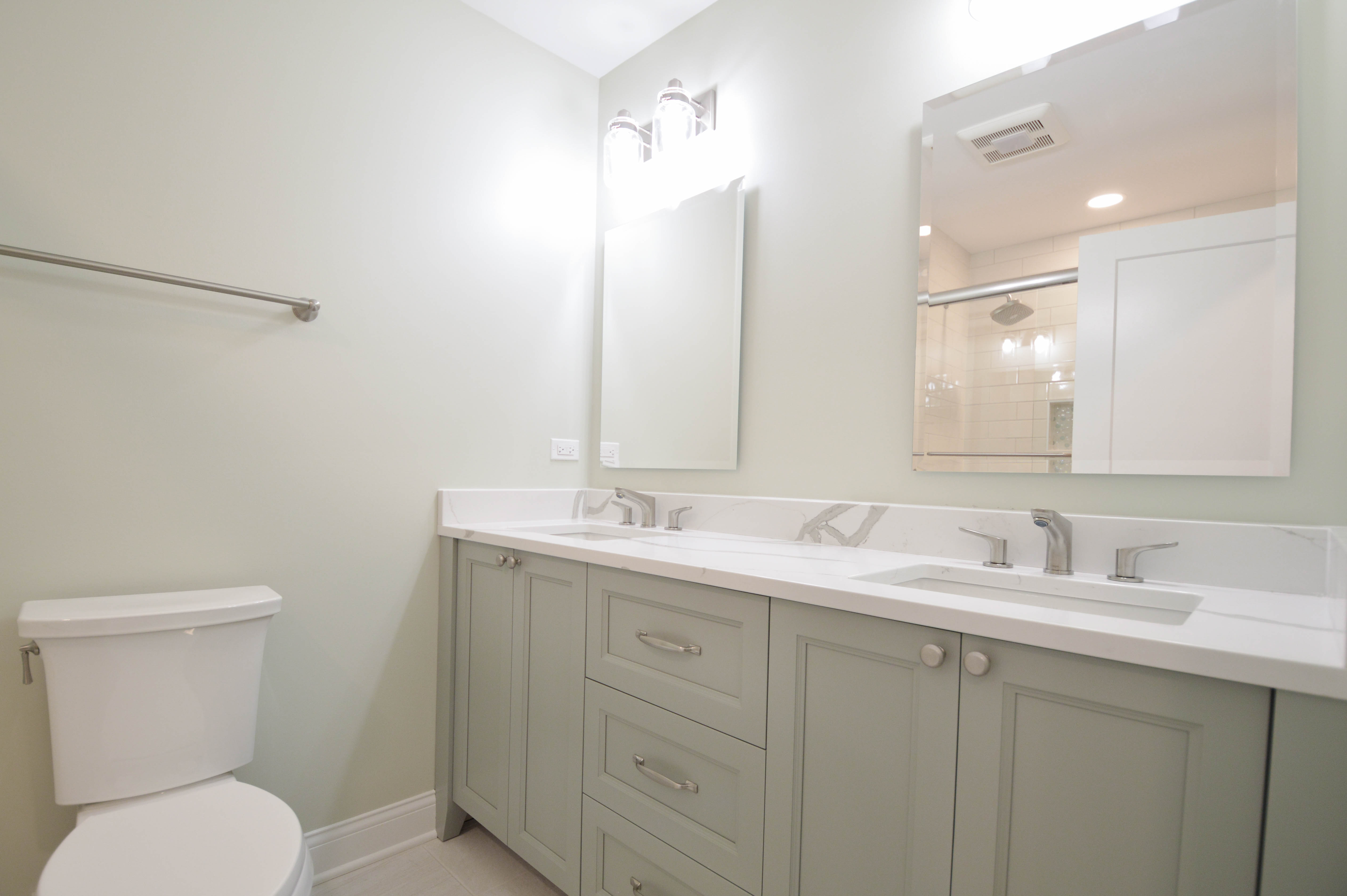 Jankelovitz bathrooms