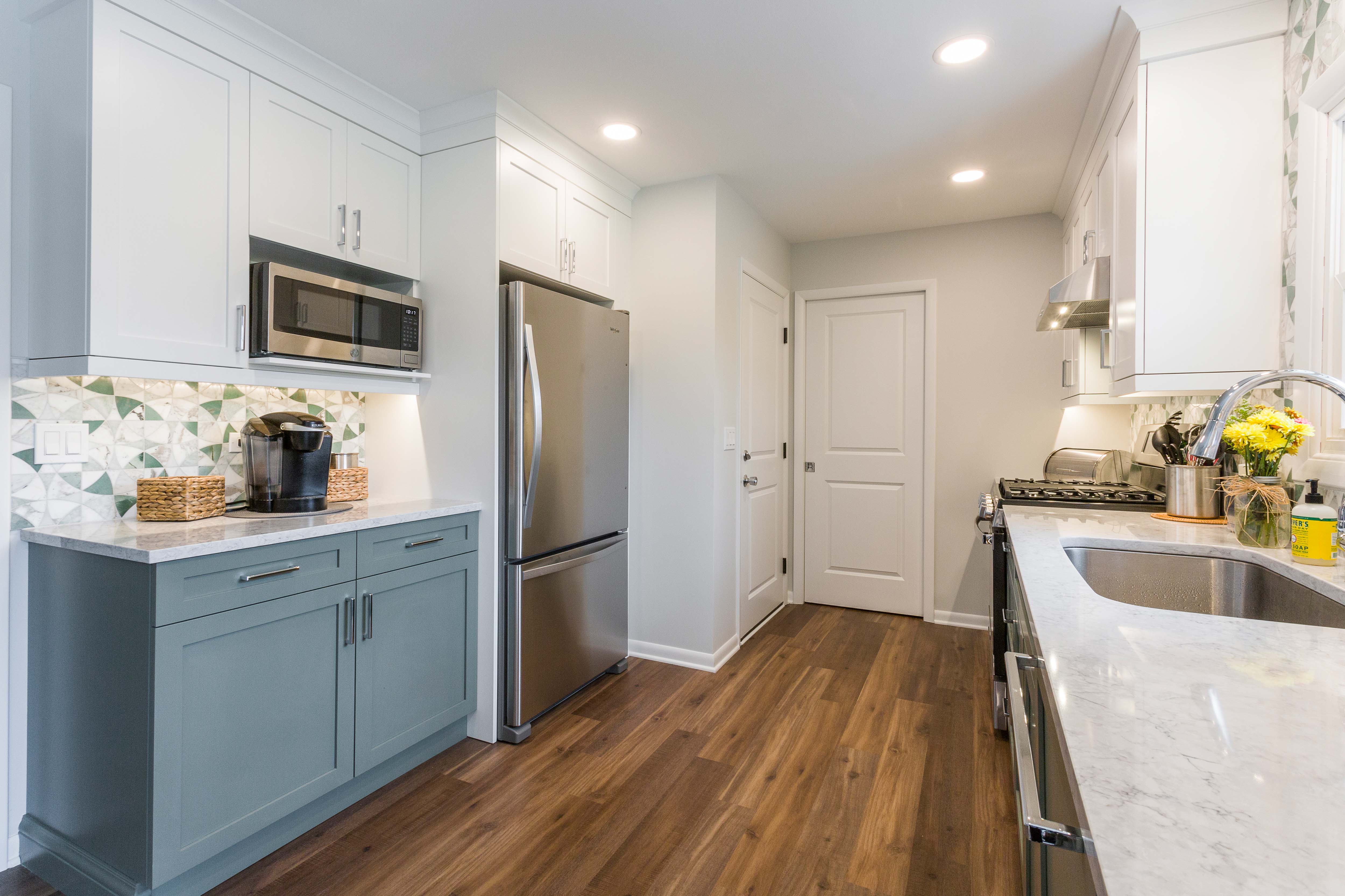 Kitchen_505Briarwood_04-1