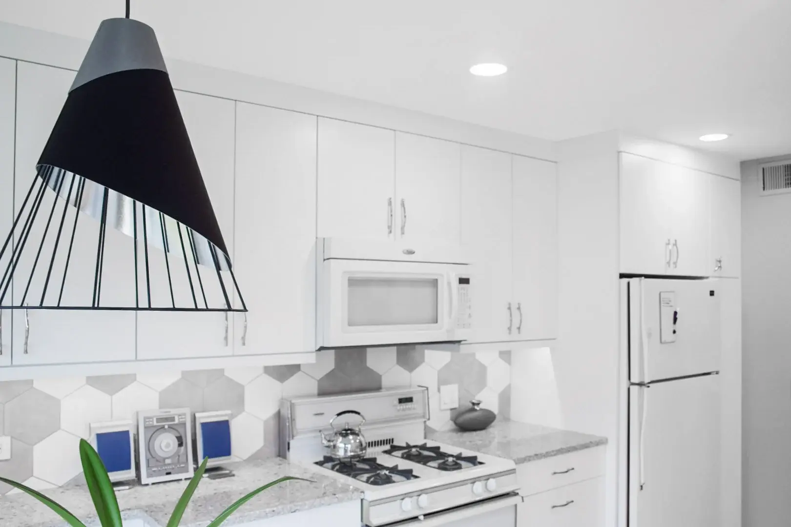 Wheeling_Kitchen_Compressed-8